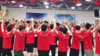 青華模具班長(zhǎng)團(tuán)主題課程《人際關(guān)系的真相》圓滿結(jié)束